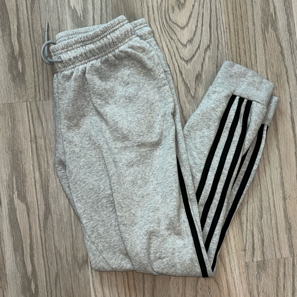 Adidas sweatpants